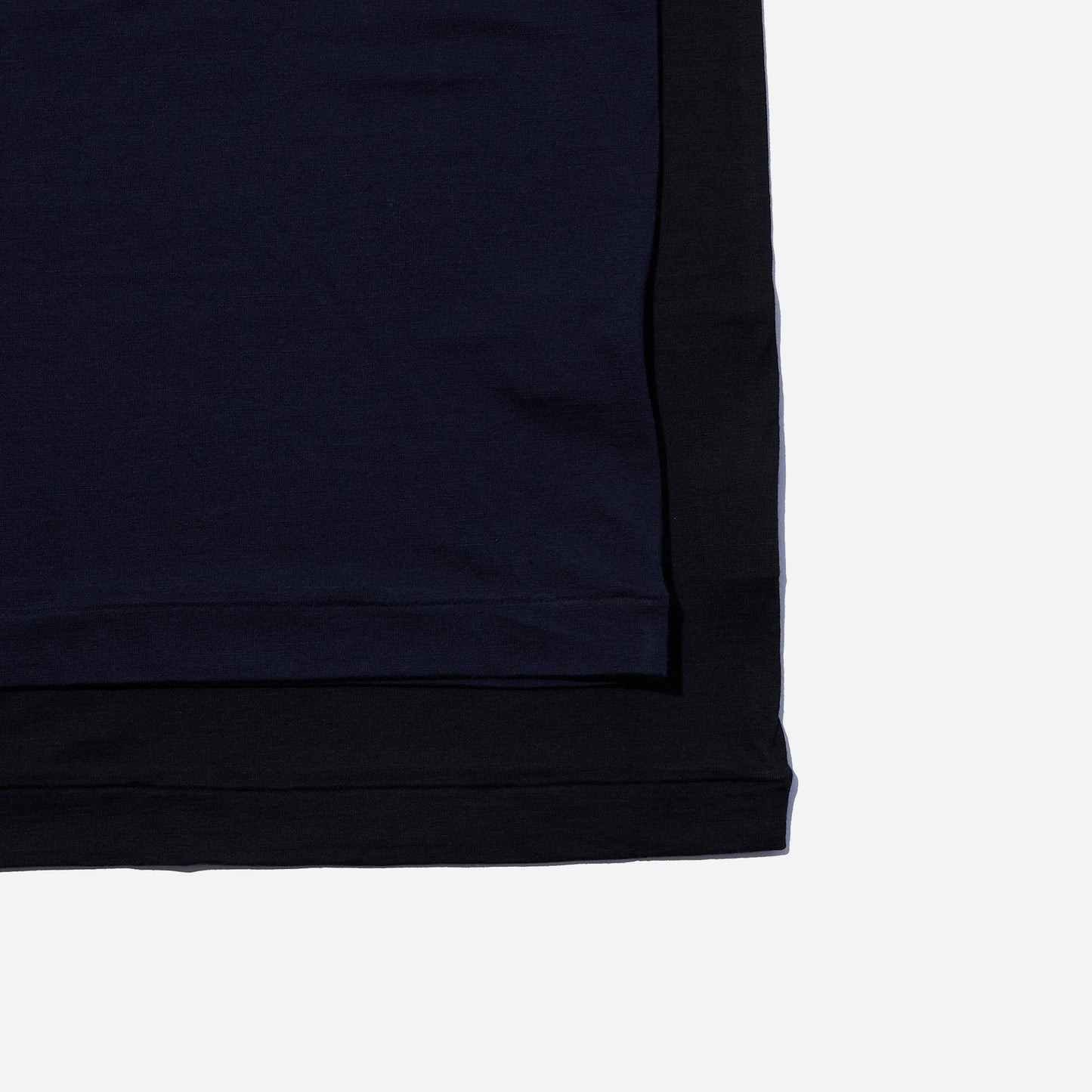 メリノウール100% クルーネック長袖Tシャツ 全2色