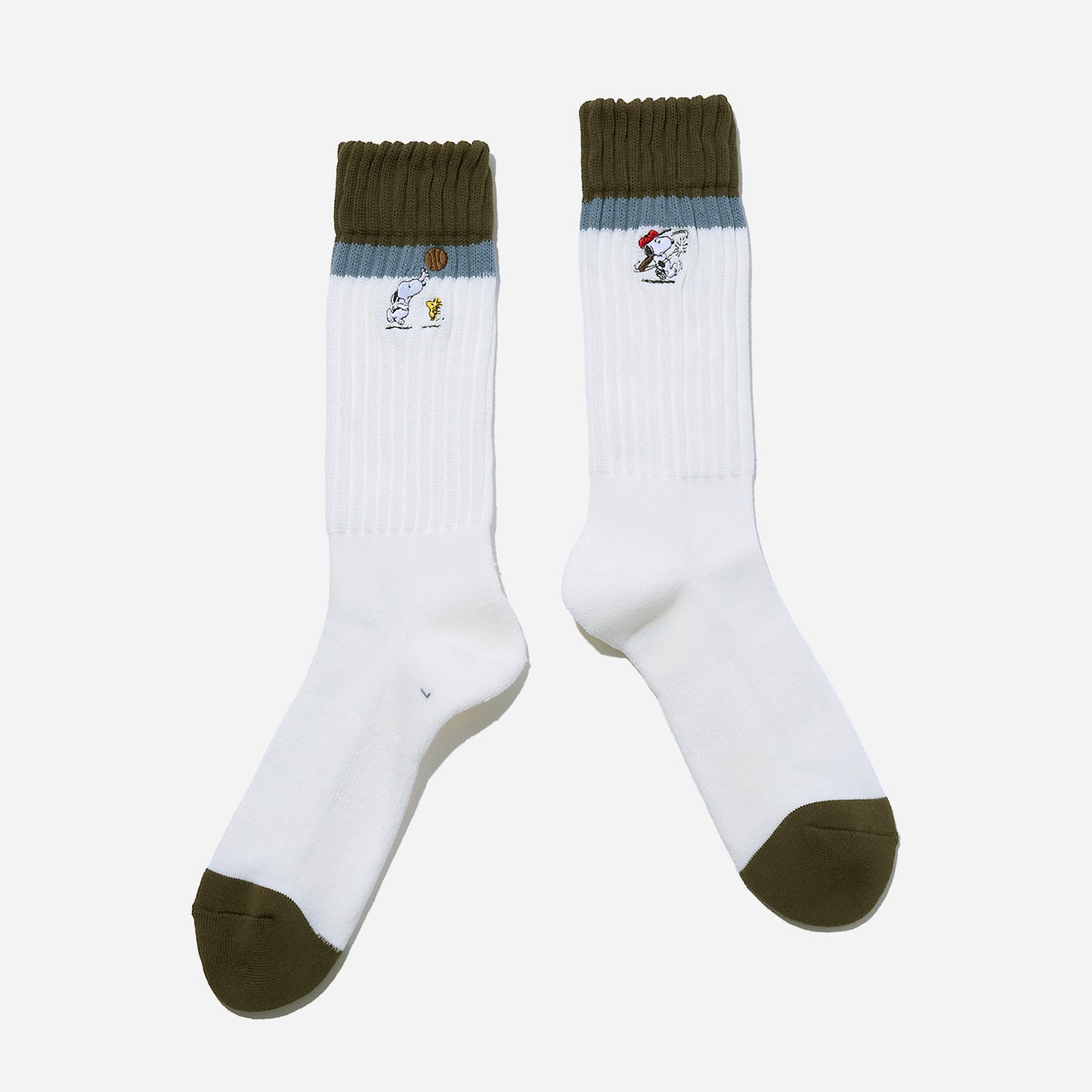 SNOOPY×CHICSTOCKS  スヌーピー スポーツ  全3色  11月1日(土)発売